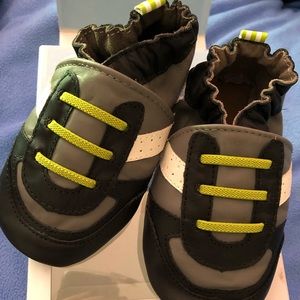 Robeez soft soles toddler shoes